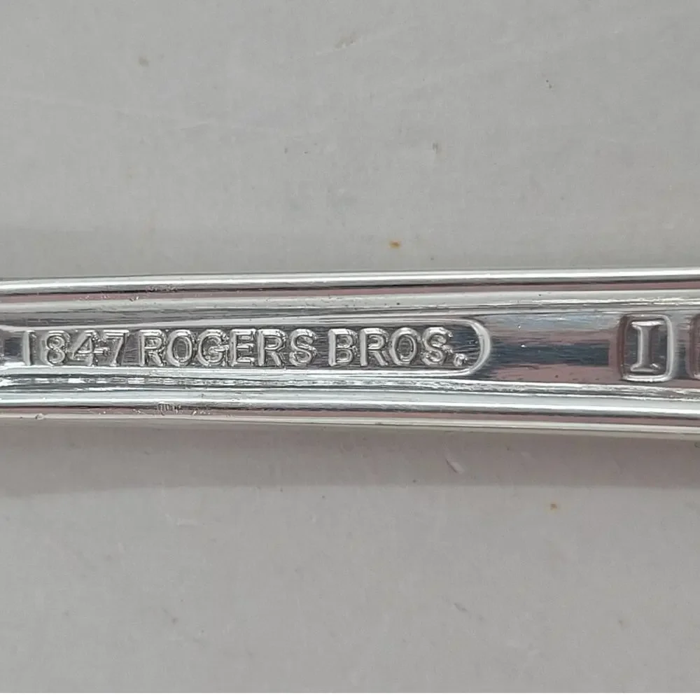 Rogers Brothers Silver Plate‎ Eternally Yours Coquette 6-8